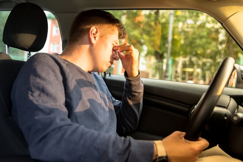 hoofdpijn in elektrische auto en smarthybride